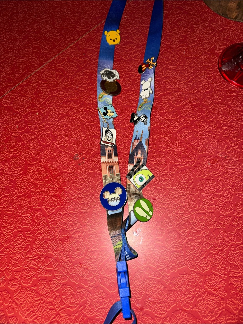 Disneyland Character Pin trading Lanyard & 11 Collectible Pins Disney WDW